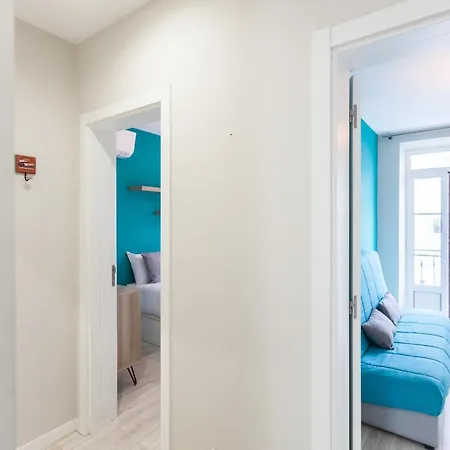 Flh Graca Colourful Appartement *